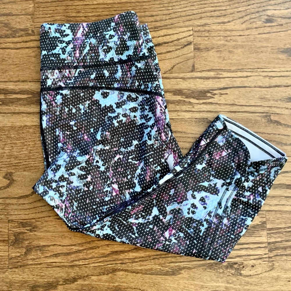 Lululemon EUC size 8 never dried
